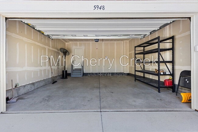 Building Photo - 5948 N Odessa St