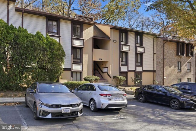 Building Photo - 11647 Stoneview Square