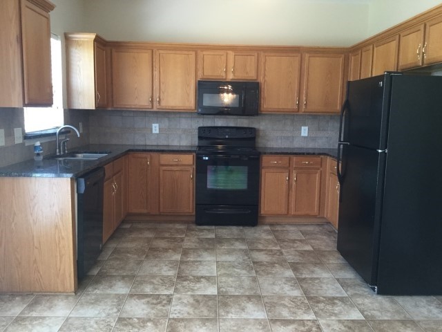 Building Photo - 4513 Sedgewood Ln