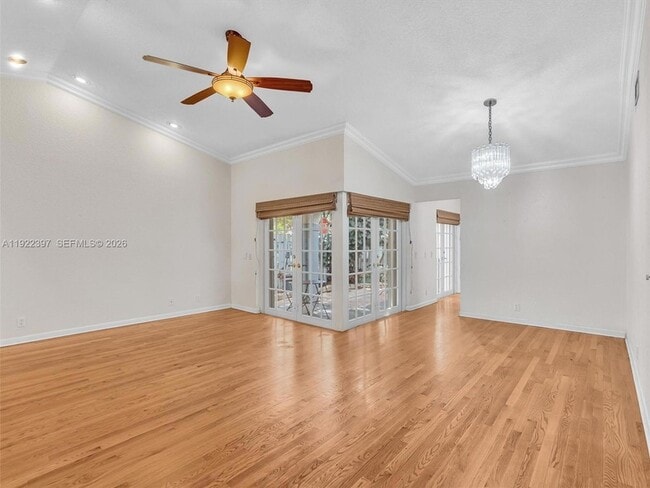 Building Photo - 1361 Cottonwood Cir