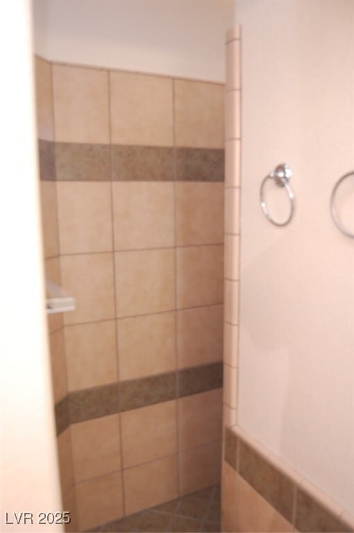 Building Photo - 5441 Barnwood Ct