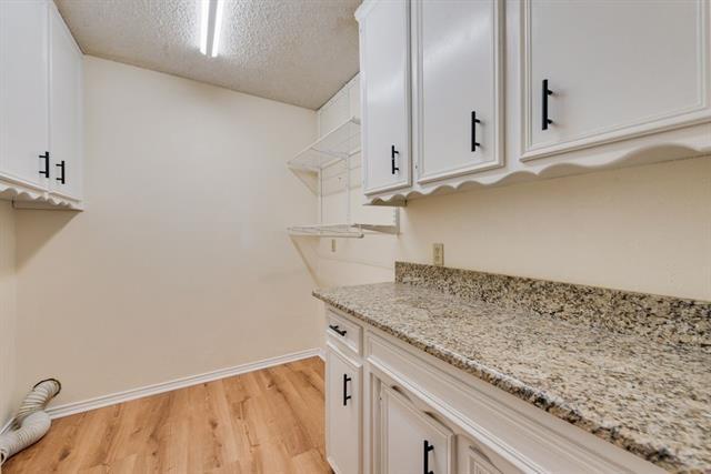 Building Photo - 2119 Wilson Dr
