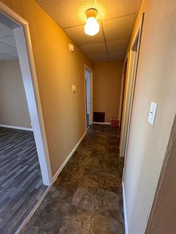 Building Photo - 702 4th St