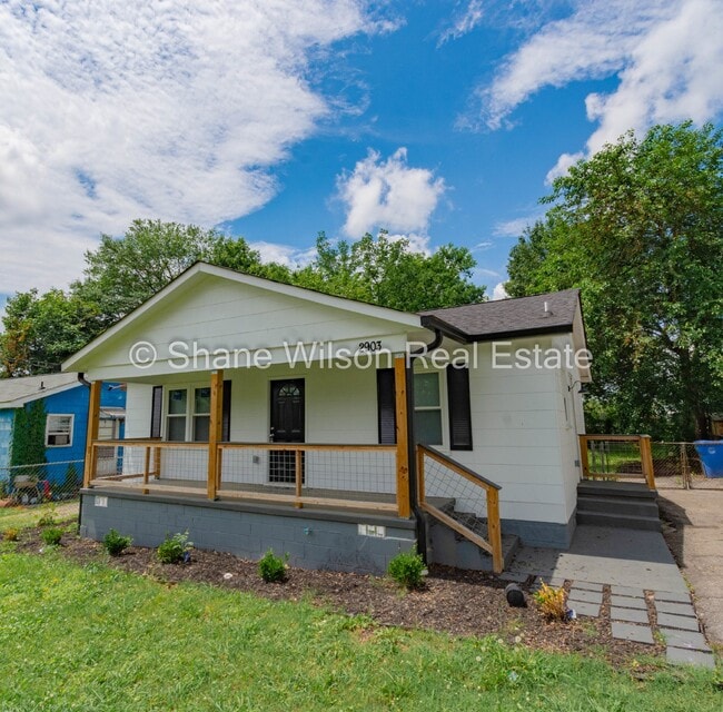 Building Photo - Remodeled 2BR/ 1 BA home ready for easy li...