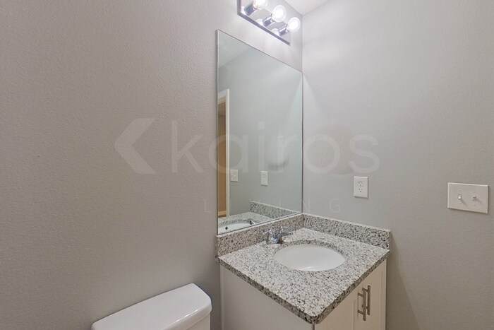 Building Photo - 2907 W Camilo Dr