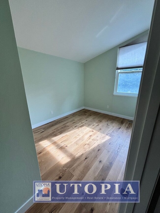 Building Photo - Bright Sunny 3-Bedroom House in Rio Del Mar