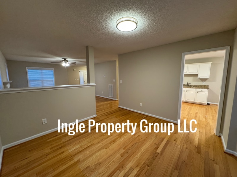 Building Photo - 18 Shapiro Ct