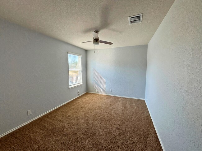 Building Photo - 5907 Kendall Cv