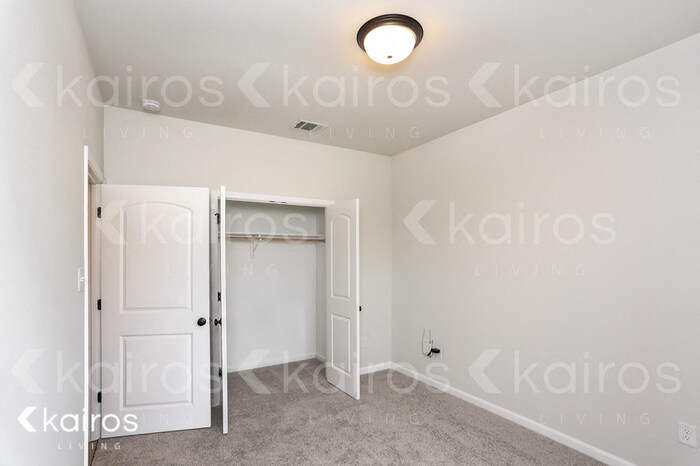 Building Photo - 23248 Cinder Dr