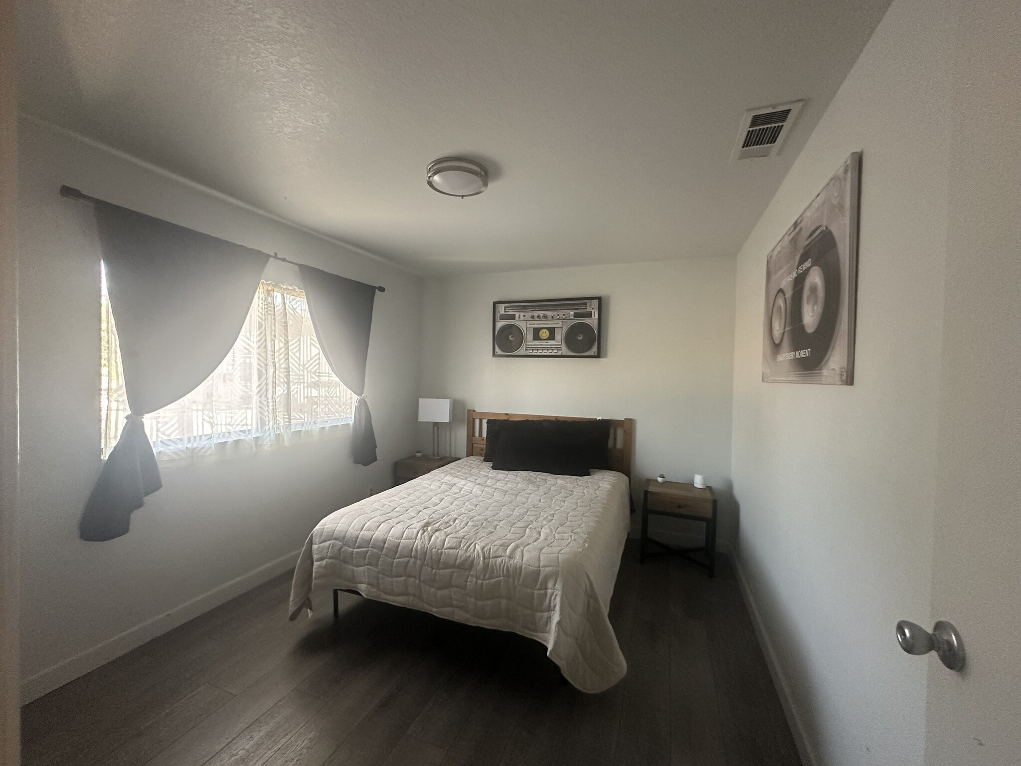 Building Photo - 1503 El Monte Ave