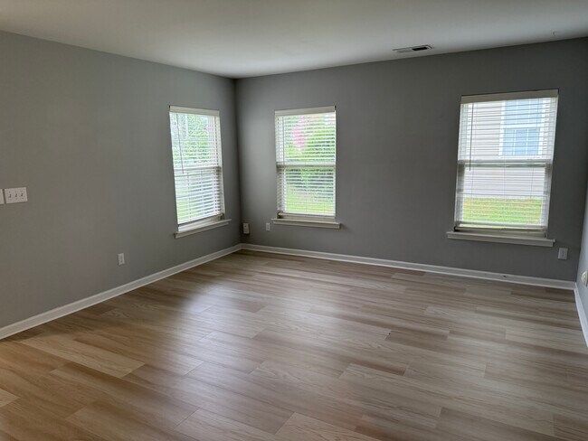 Building Photo - 5237 Meryton Park Way