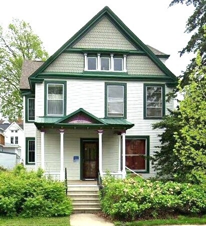 Front of house & open porch - 609 S Broad St