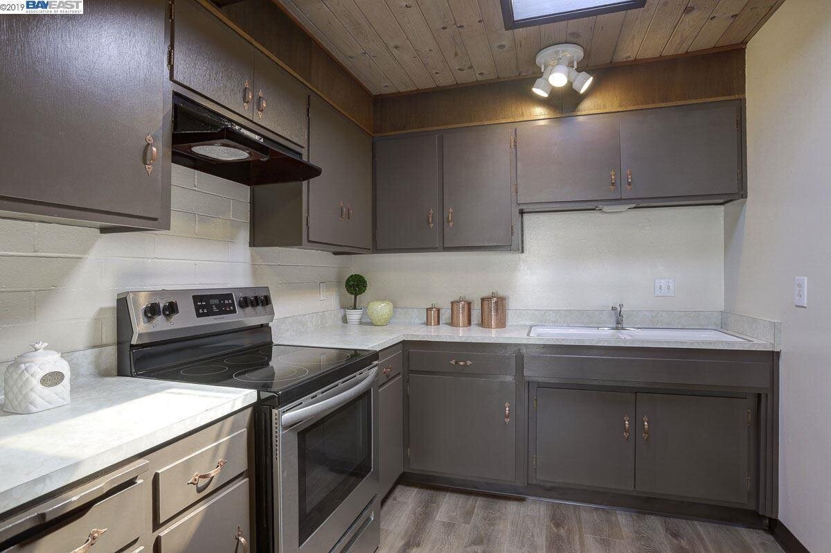 Building Photo - 43512 Bryant St