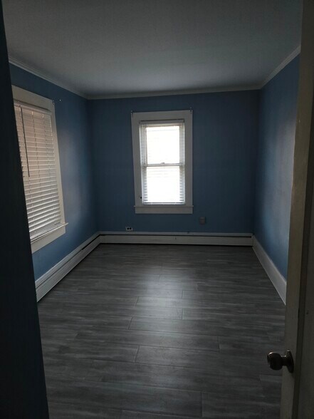 Building Photo - 15 Clubhouse Rd