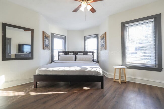 Building Photo - 3004 Marcy St