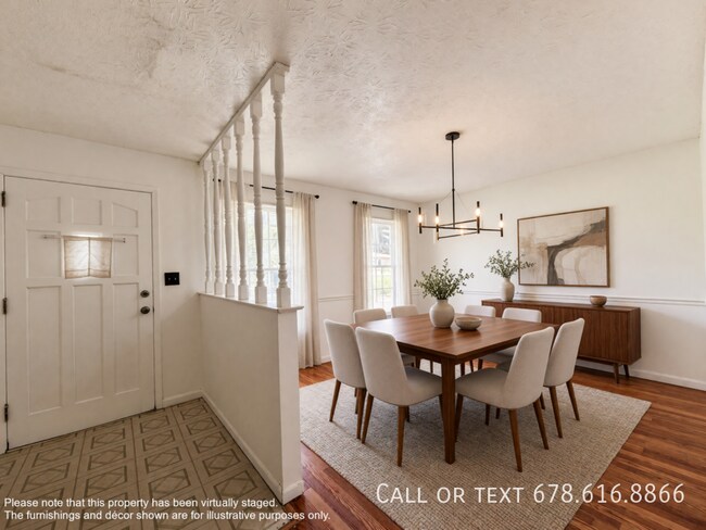 Building Photo - 2666 S Lakeview Dr SW