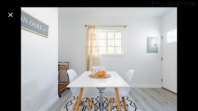 Guest House dining - 4537 Katherine Ave