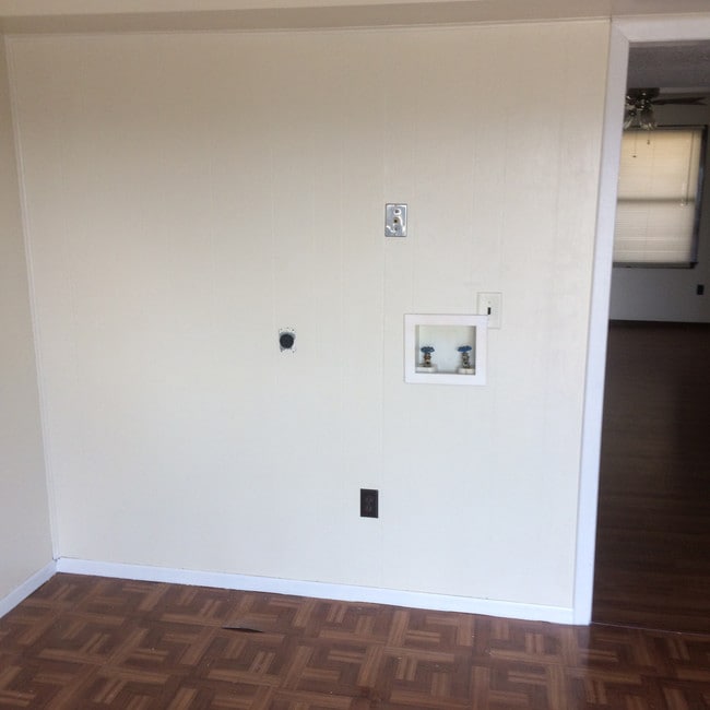 Building Photo - 1805 King College Rd