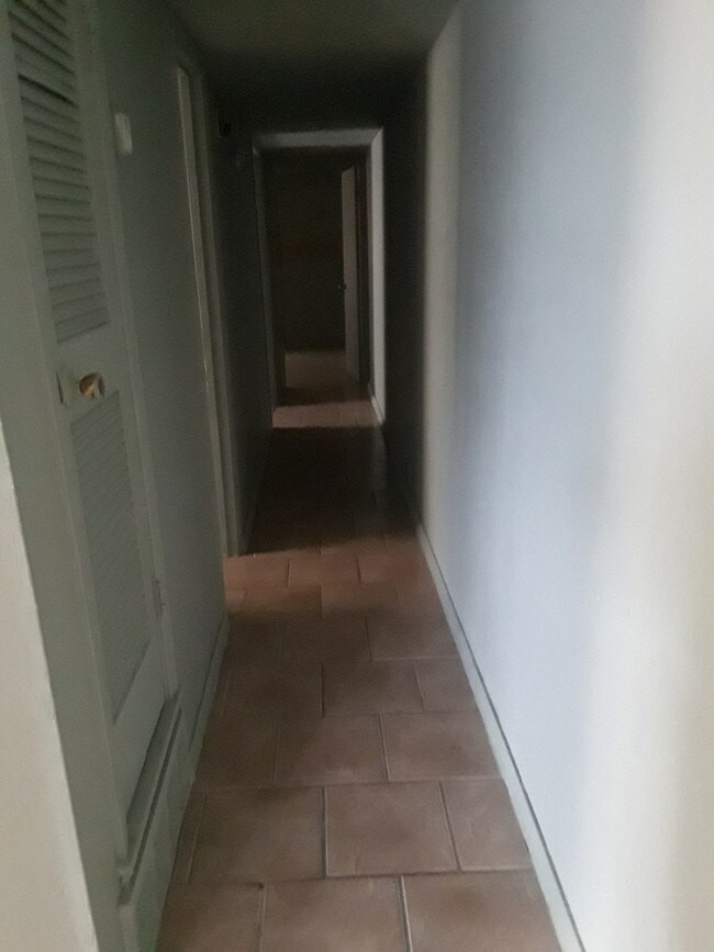 Building Photo - 761 Richmond