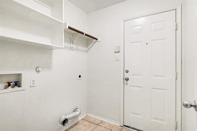 Building Photo - 633 Horn St