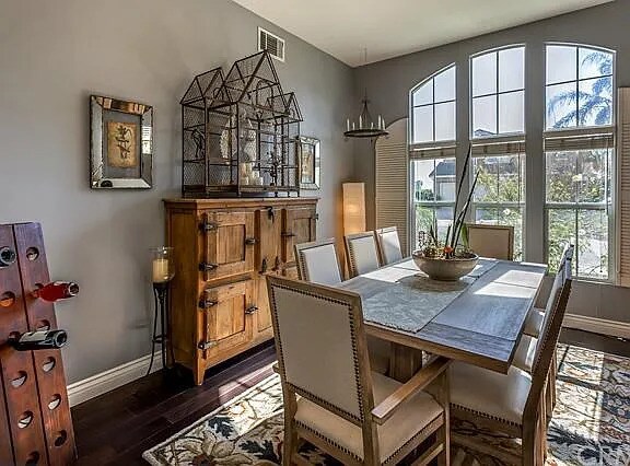 Building Photo - 15832 Sedona Dr