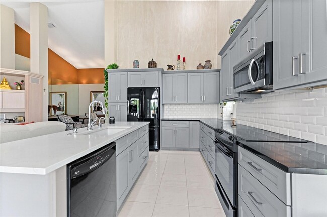 Building Photo - 8319 Horseshoe Bay Rd