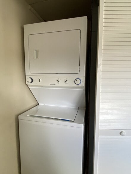 Building Photo - 2120 15th St