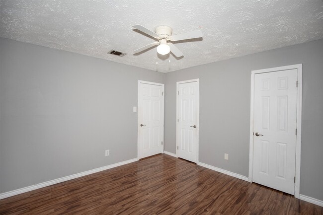 Building Photo - 10514 Sagemeadow Ct