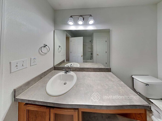 Building Photo - 3084 Tobago Ave