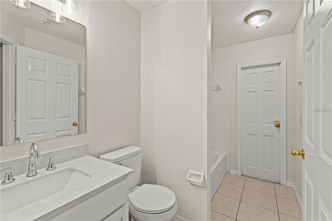 Building Photo - 145 Pompei Dr