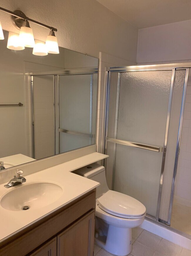 Building Photo - Camarillo Springs Rental now Available