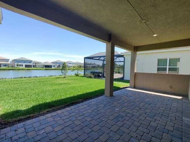 Building Photo - 32792 Tree of Life Ave