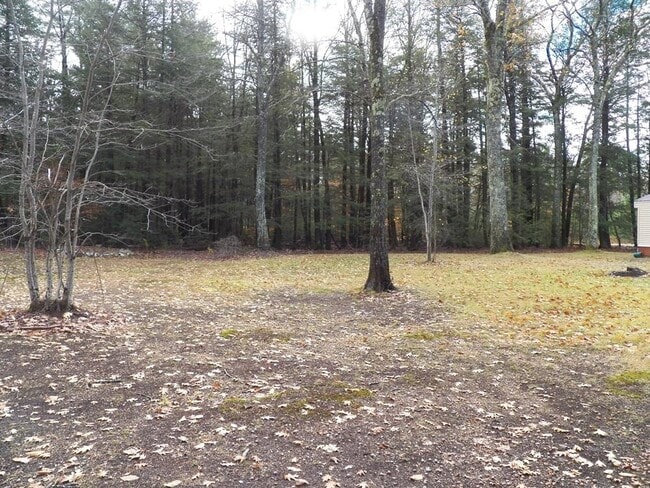 Building Photo - 2337 2nd New Hampshire Turnpike N