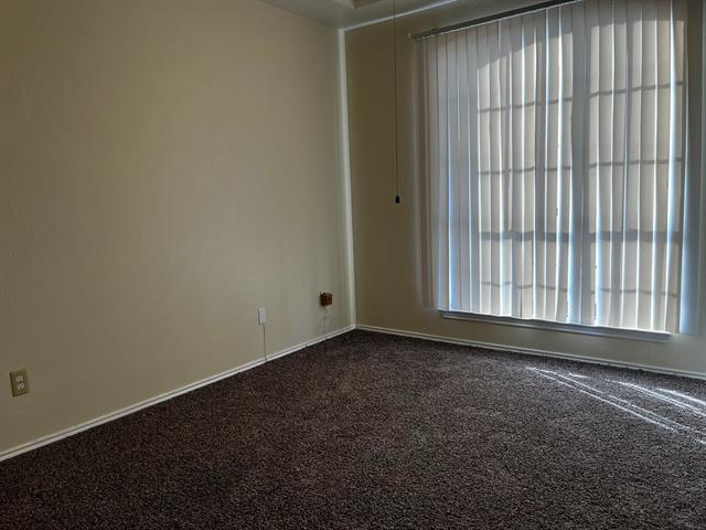 Building Photo - 611 Oriole Blvd