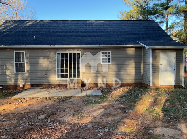 Building Photo - 3 br, 2 bath House - 177 Percheron Dr