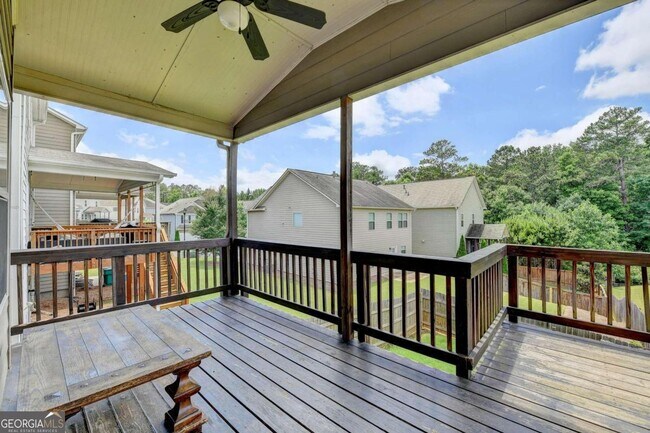 Building Photo - 648 Georgia Way