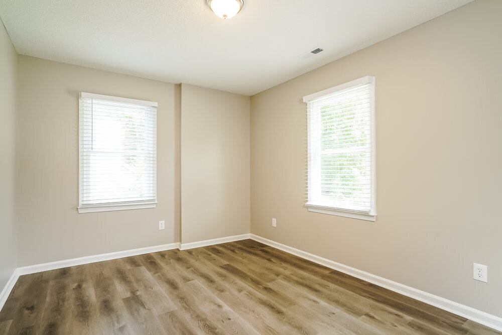 Building Photo - 1716 Netherfield Ln