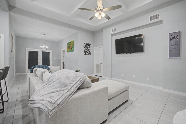 Building Photo - 5410 Travesia Ct