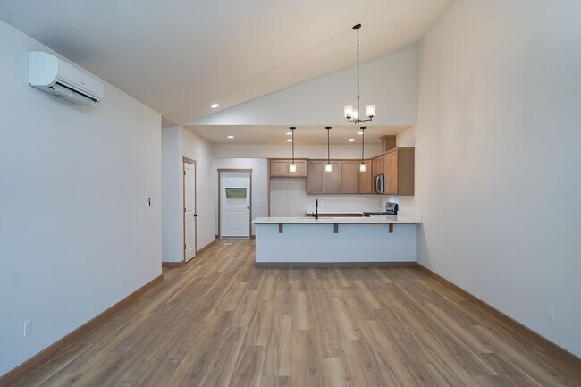 Building Photo - Just completed 2 Bedroom 2 Bath in Coeur d...