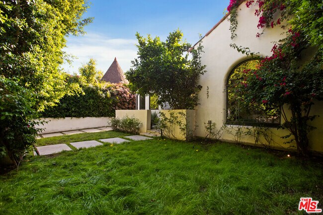 Building Photo - 0 N Edinburgh Ave