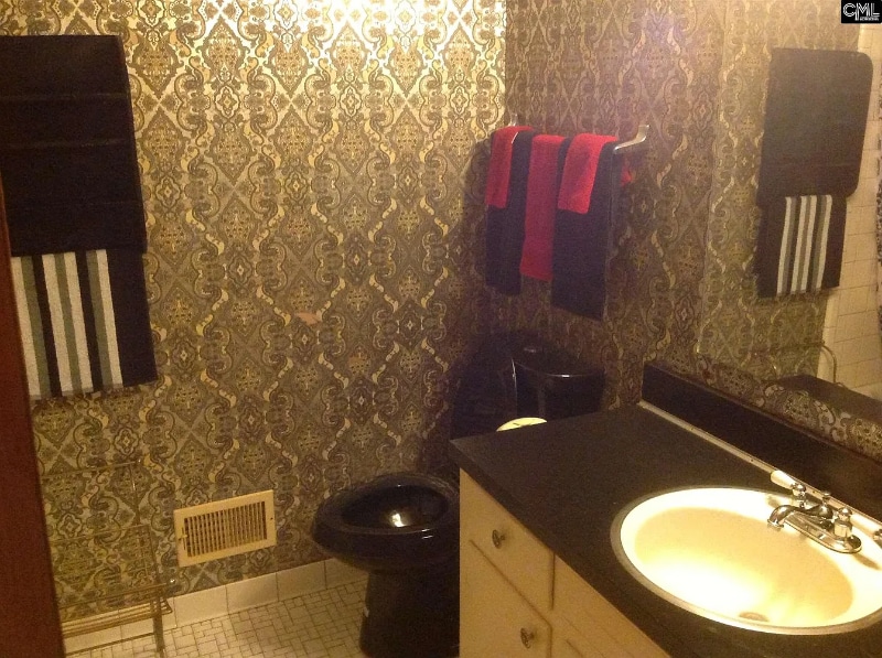 Building Photo - 612 Piney Woods Rd