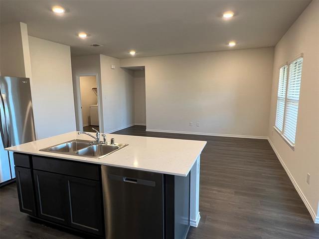 Building Photo - 2117 Berrywood Dr