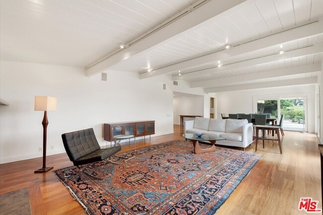 Building Photo - 1324 El Hito Cir