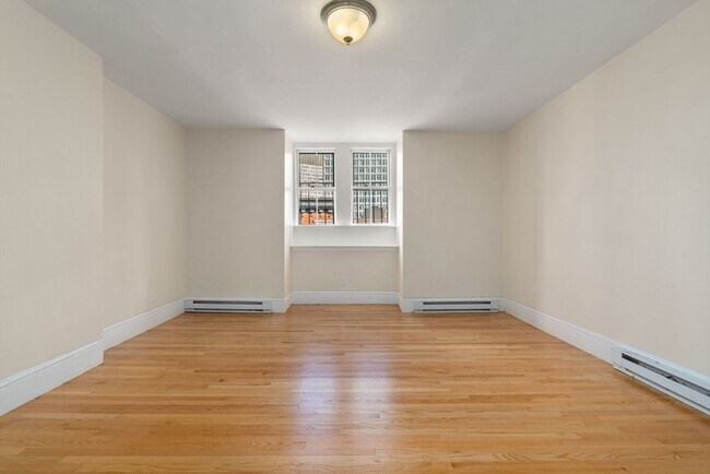 Building Photo - 25 Hancock St