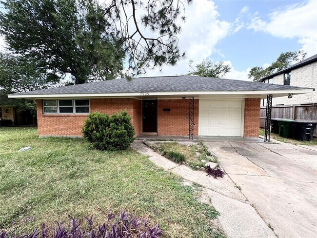 Primary Photo - 7905 Turquoise Ln