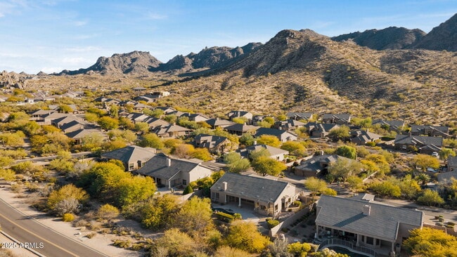 Building Photo - 11732 E Sand Hills Rd