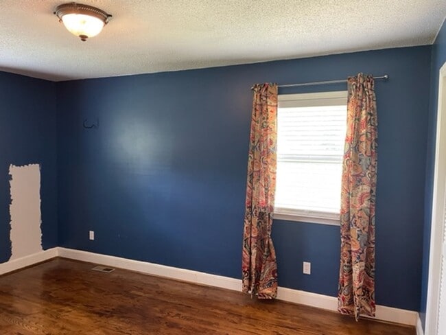 Building Photo - Coming Soon!