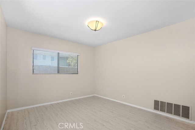 Building Photo - 2155 Barclay Ct