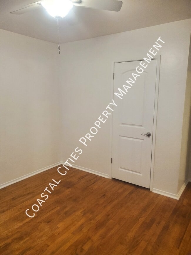 Building Photo - 4408 Ostrom Ave