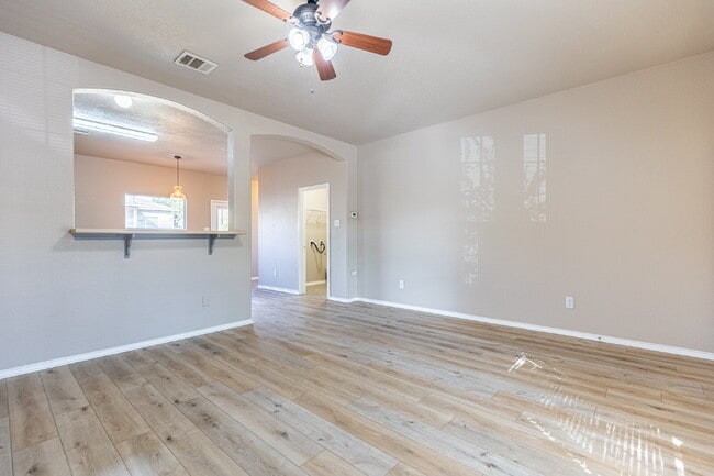 Building Photo - 11716 Channing Dr